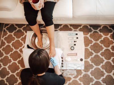 image-woman-getting-foot-care